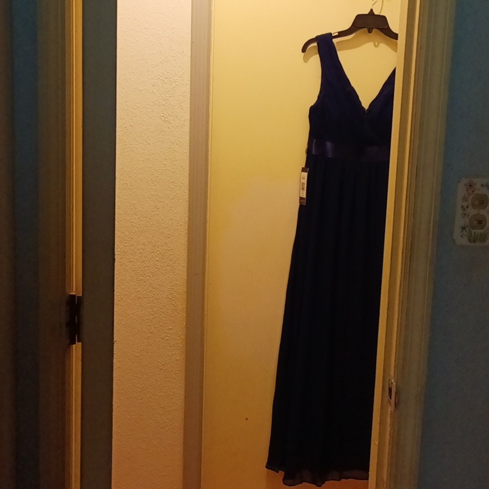 Navy Sleeveless Satin Waist Chiffon A-Line Evening Dress